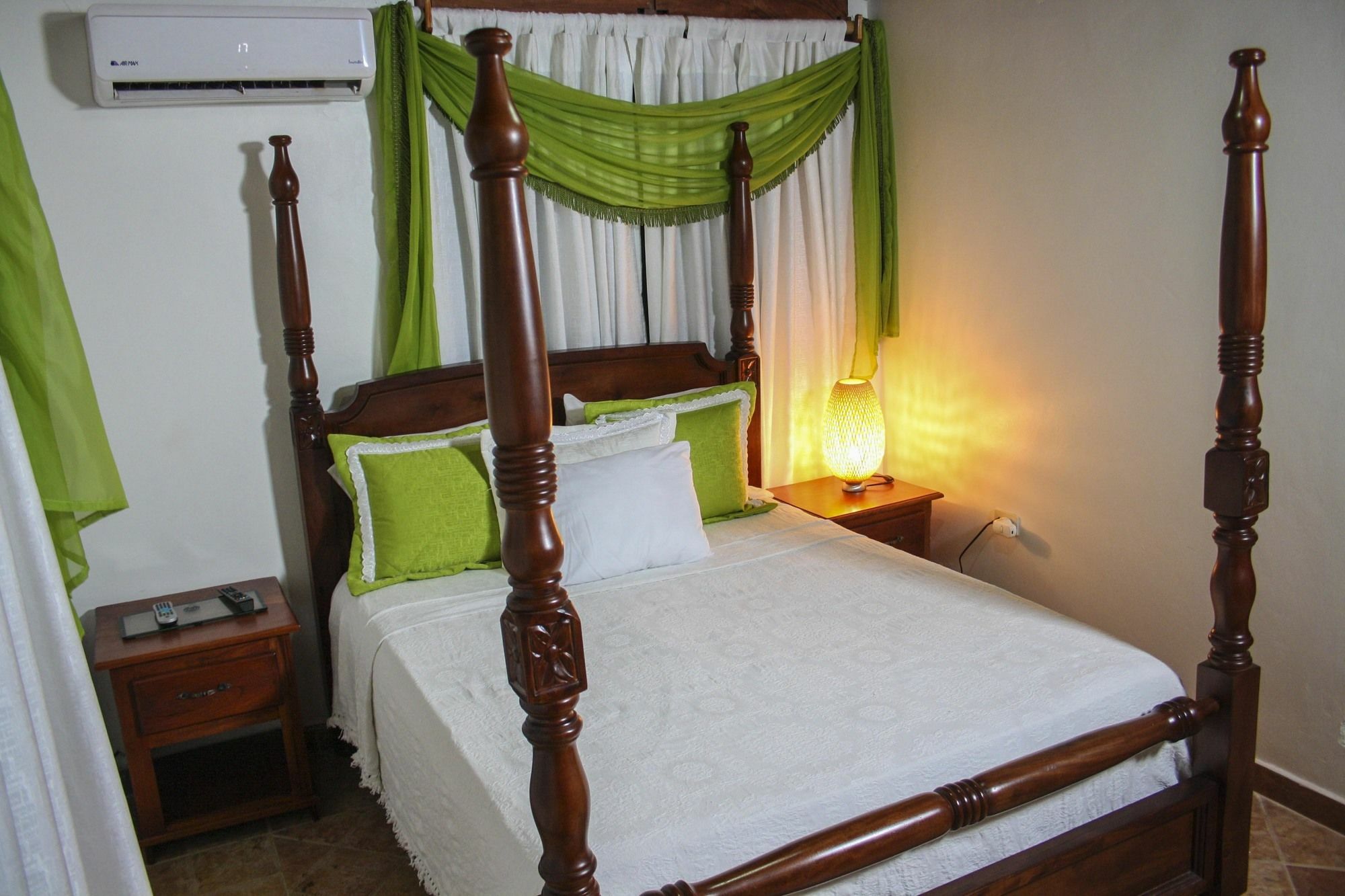 Hotel Sea Breeze Paraiso  ภายนอก รูปภาพ